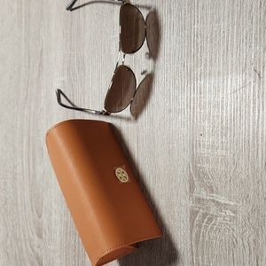 Tory Burch polarized 6051 new never worn